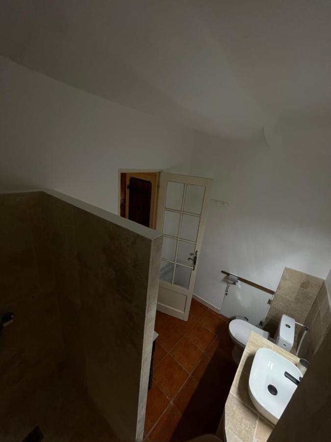 מוסטיה-סן-מארי Chambres D' Hotes L'Escalo A Moutiers-Ste-Marie מראה חיצוני תמונה